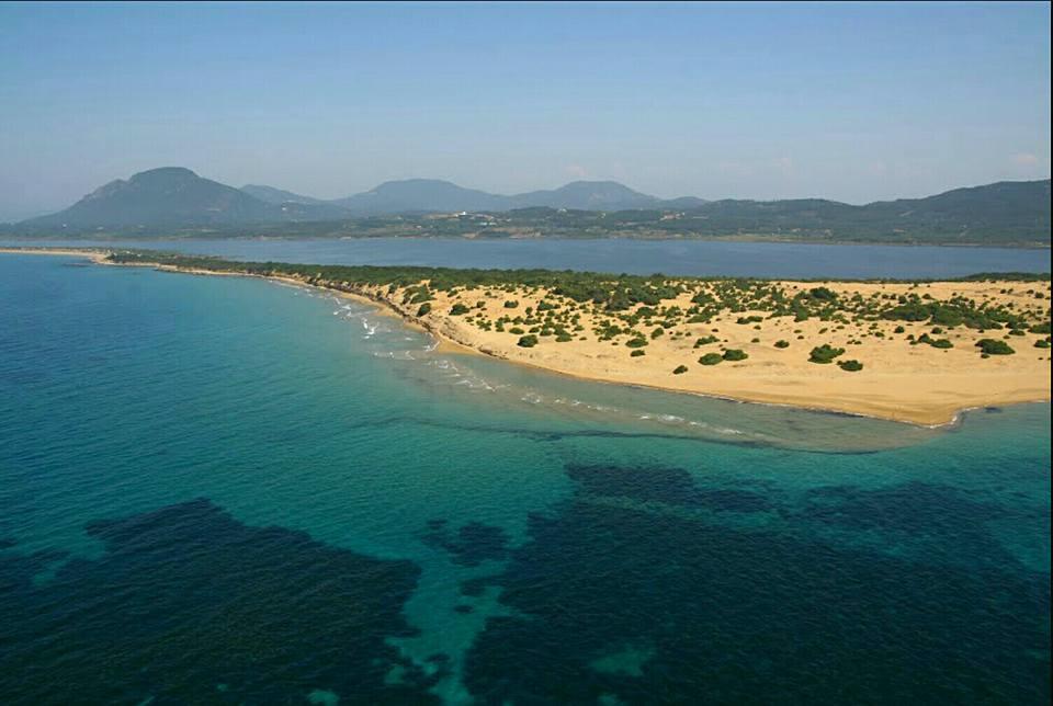 Tetraktys Estate Beachside Υδωρ Agios Matthaios  Екстер'єр фото